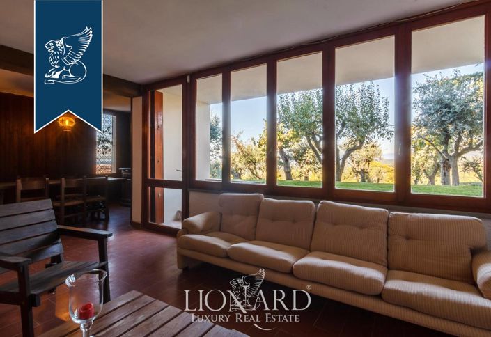 Image No.53-Villa de 4 chambres à vendre à Livorno