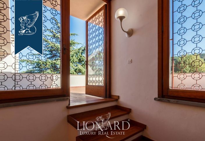 Image No.54-Villa de 4 chambres à vendre à Livorno