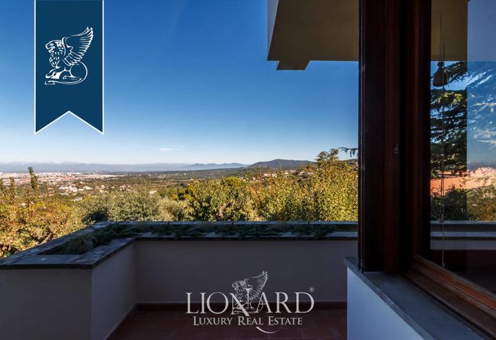 Image No.64-Villa de 4 chambres à vendre à Livorno