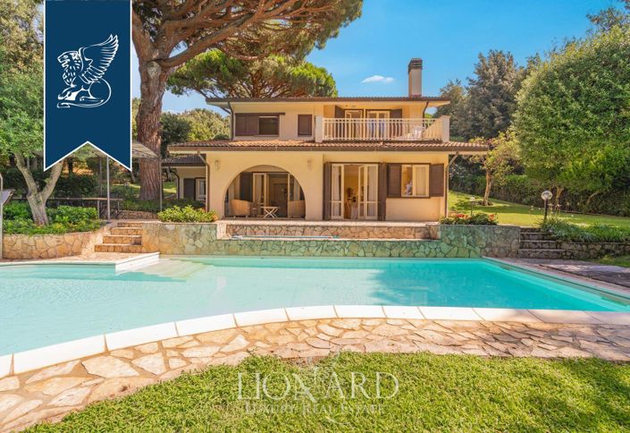 Image No.5-5 Bed Villa for sale