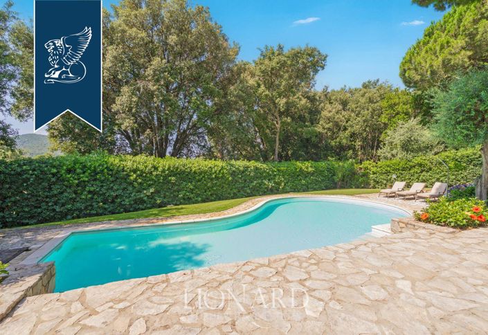 Image No.8-5 Bed Villa for sale