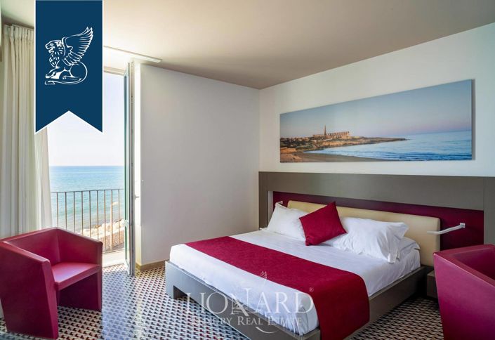 Image No.31-15 Bed Hotel for sale