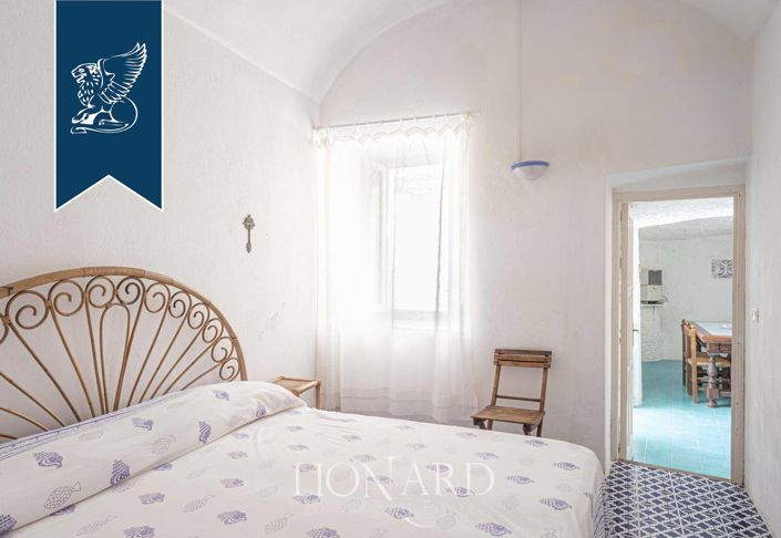 Image No.16-Villa de 6 chambres à vendre à Latina