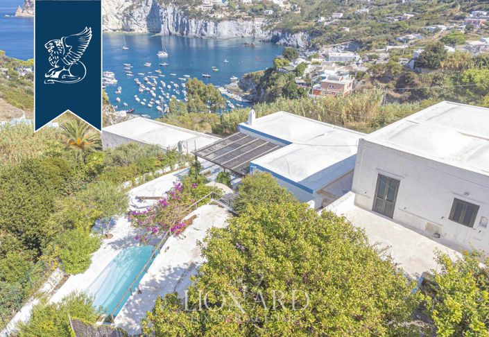 Image No.3-Villa de 6 chambres à vendre à Latina