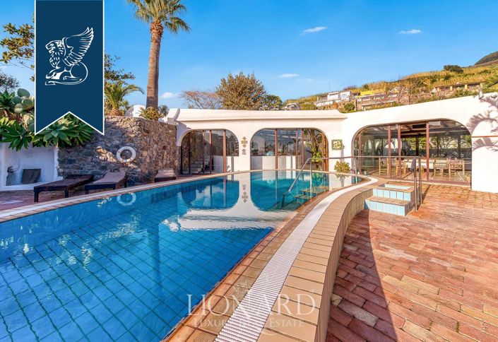 Image No.10-Villa de 20 chambres à vendre à Forio