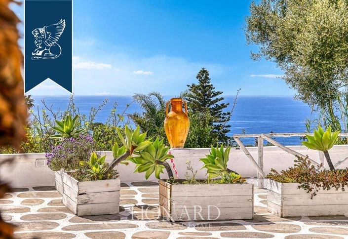 Image No.5-Villa de 20 chambres à vendre à Forio