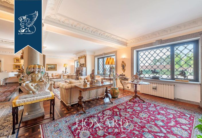 Image No.41-12 Bed Villa for sale