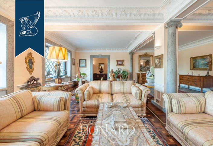 Image No.47-12 Bed Villa for sale