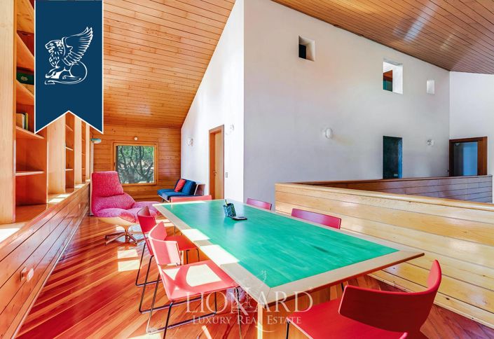 Image No.33-5 Bed Villa for sale