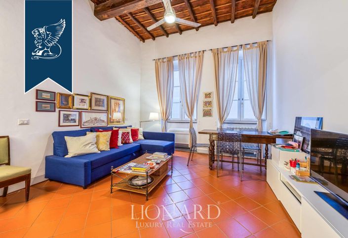 Image No.11-7 Bed Property for sale