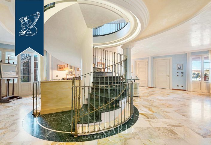 Image No.14-13 Bed Villa for sale