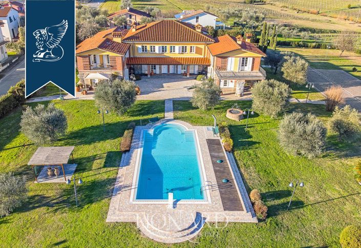 Image No.20-13 Bed Villa for sale