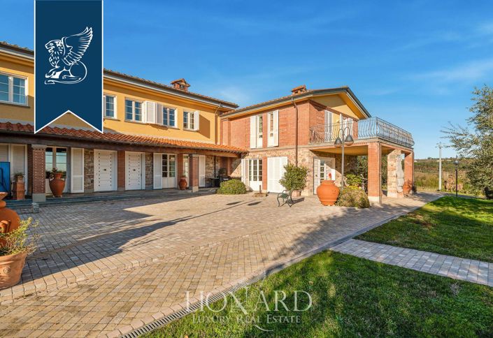 Image No.5-13 Bed Villa for sale