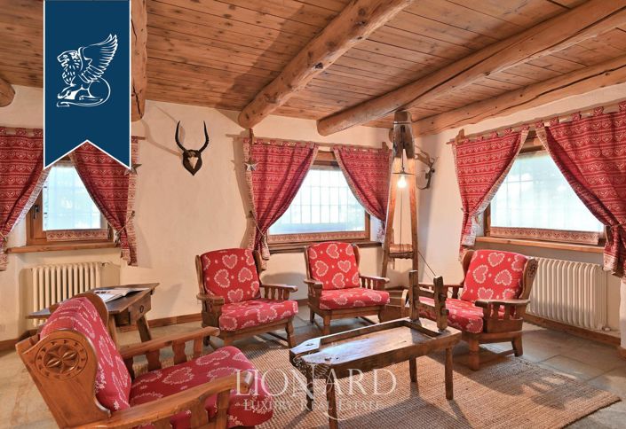 Image No.17-9 Bed Villa for sale