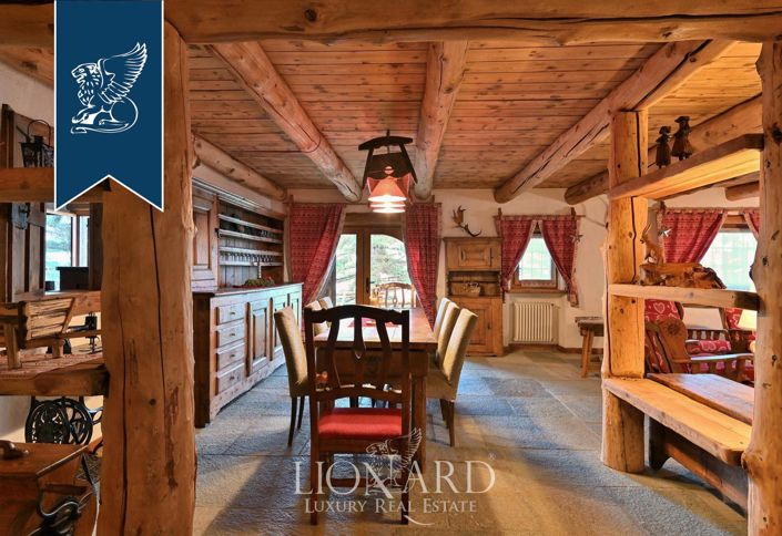 Image No.18-9 Bed Villa for sale