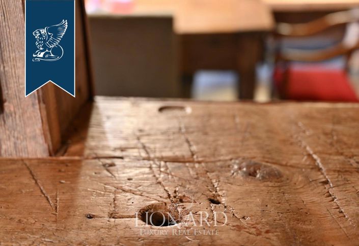 Image No.28-9 Bed Villa for sale