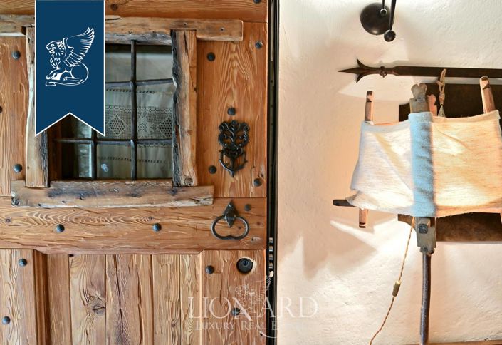 Image No.29-9 Bed Villa for sale