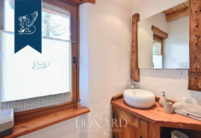 Image No.38-9 Bed Villa for sale