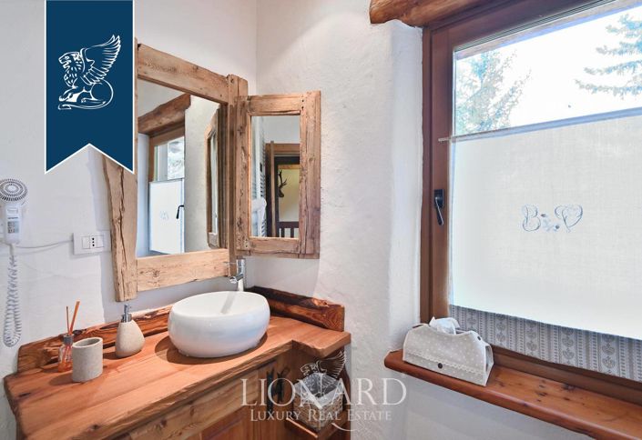 Image No.42-9 Bed Villa for sale