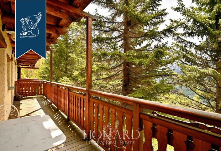 Image No.45-9 Bed Villa for sale