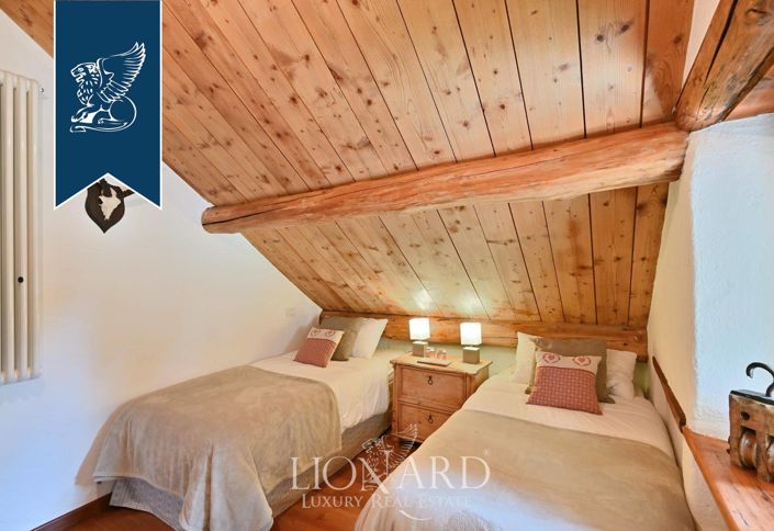 Image No.46-9 Bed Villa for sale