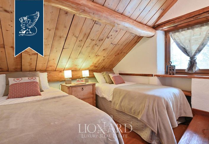 Image No.47-9 Bed Villa for sale