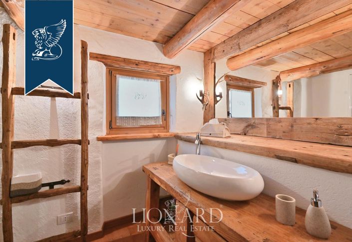 Image No.49-9 Bed Villa for sale