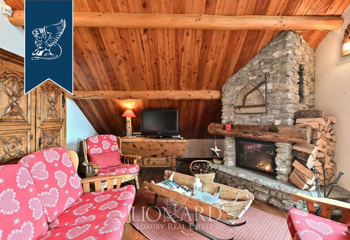 Image No.53-9 Bed Villa for sale