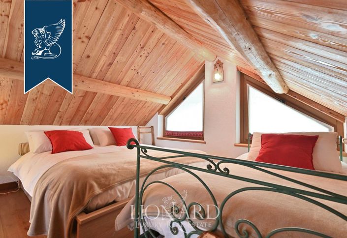 Image No.68-9 Bed Villa for sale