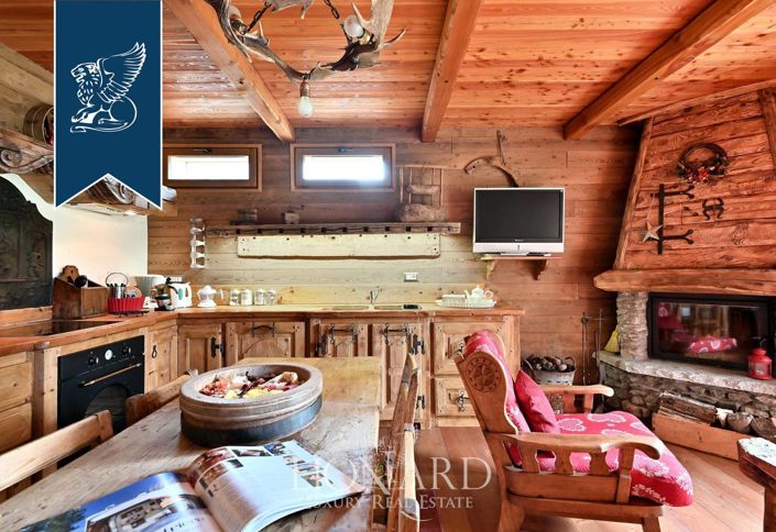 Image No.75-9 Bed Villa for sale