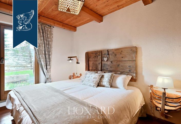 Image No.78-9 Bed Villa for sale