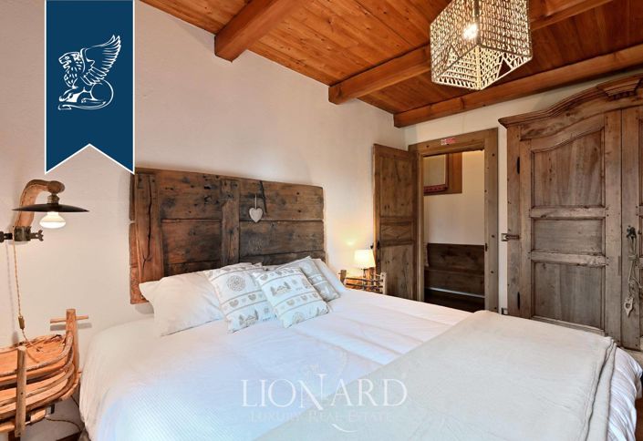 Image No.79-9 Bed Villa for sale