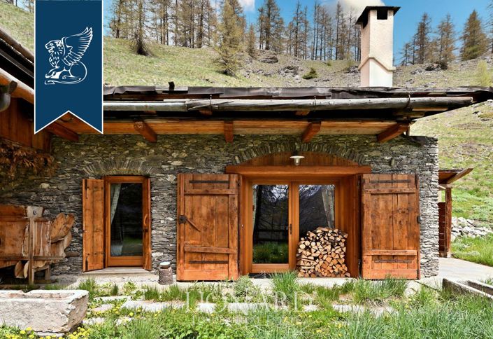 Image No.84-9 Bed Villa for sale