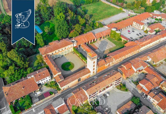 Image No.45-Villa de 10 chambres à vendre à Cremona