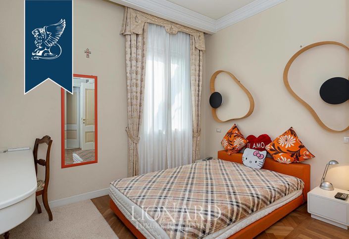 Image No.40-5 Bed Villa for sale