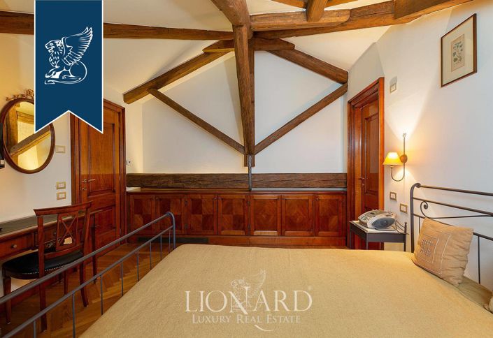 Image No.43-5 Bed Villa for sale