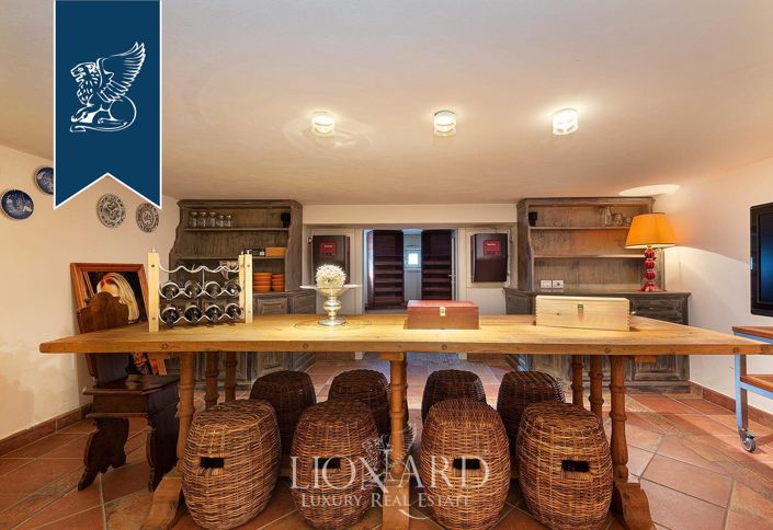 Image No.46-5 Bed Villa for sale