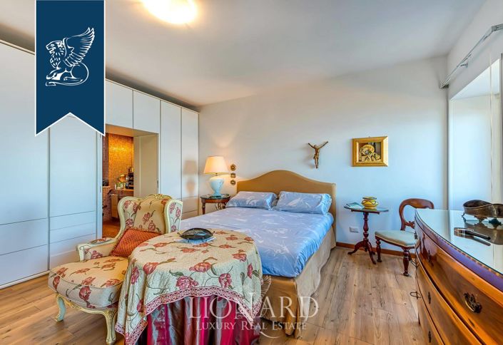 Image No.17-Villa de 4 chambres à vendre à Vico Equense