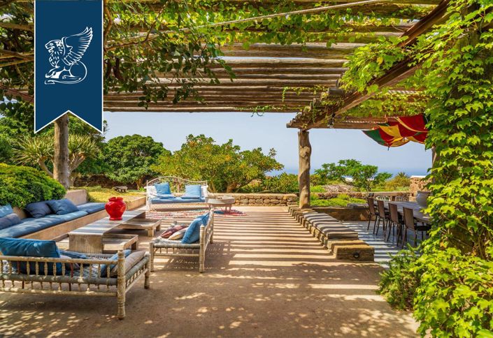 Image No.4-Villa de 4 chambres à vendre à Pantelleria