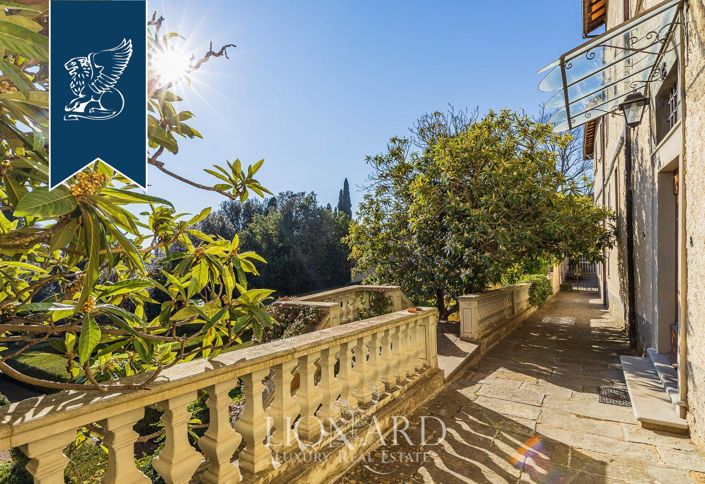 Image No.40-50 Bed Farmhouse for sale