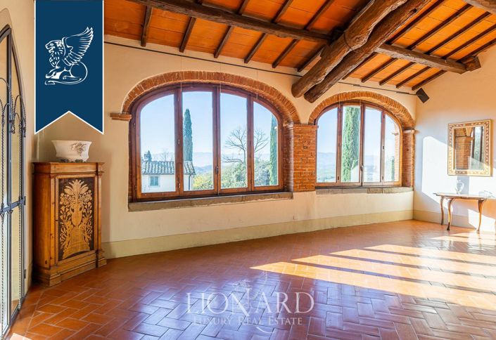 Image No.53-50 Bed Farmhouse for sale