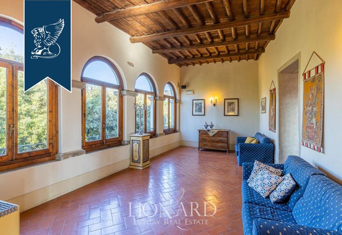 Image No.57-50 Bed Farmhouse for sale