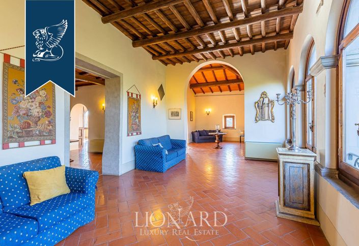 Image No.58-50 Bed Farmhouse for sale