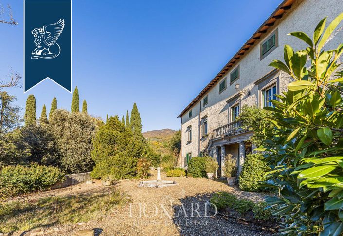 Image No.70-50 Bed Farmhouse for sale