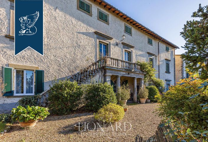 Image No.73-50 Bed Farmhouse for sale