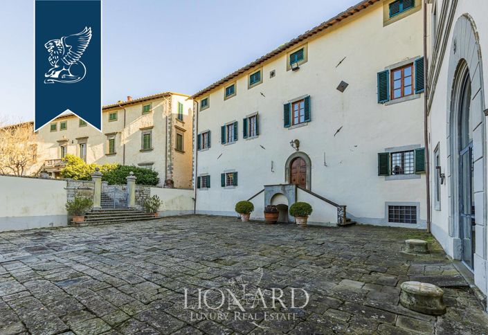 Image No.74-50 Bed Farmhouse for sale