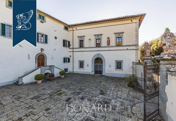 Image No.77-50 Bed Farmhouse for sale