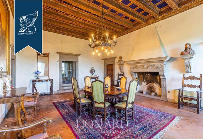 Image No.81-50 Bed Farmhouse for sale