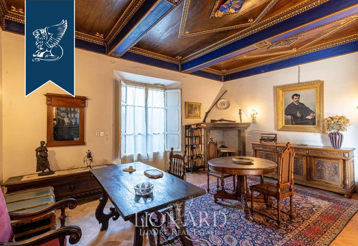 Image No.86-50 Bed Farmhouse for sale