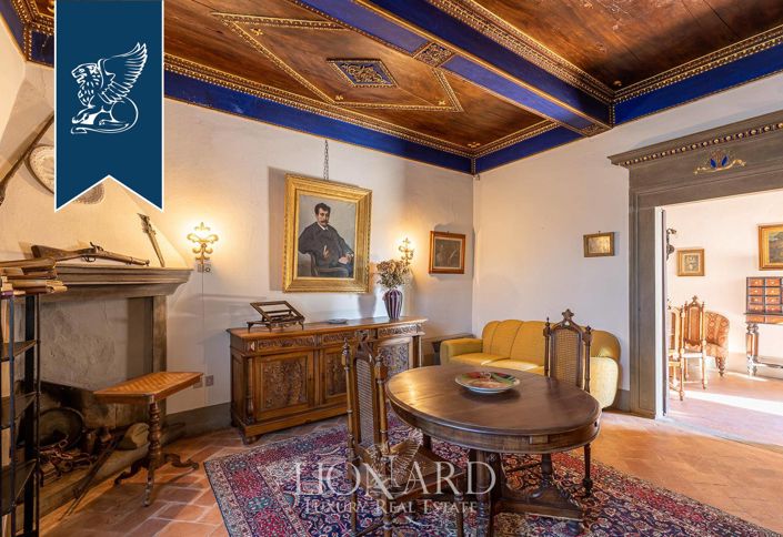 Image No.87-50 Bed Farmhouse for sale